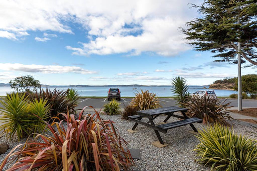 Beachfront Apartment Blackmans Bay Kingston Beach Esterno foto